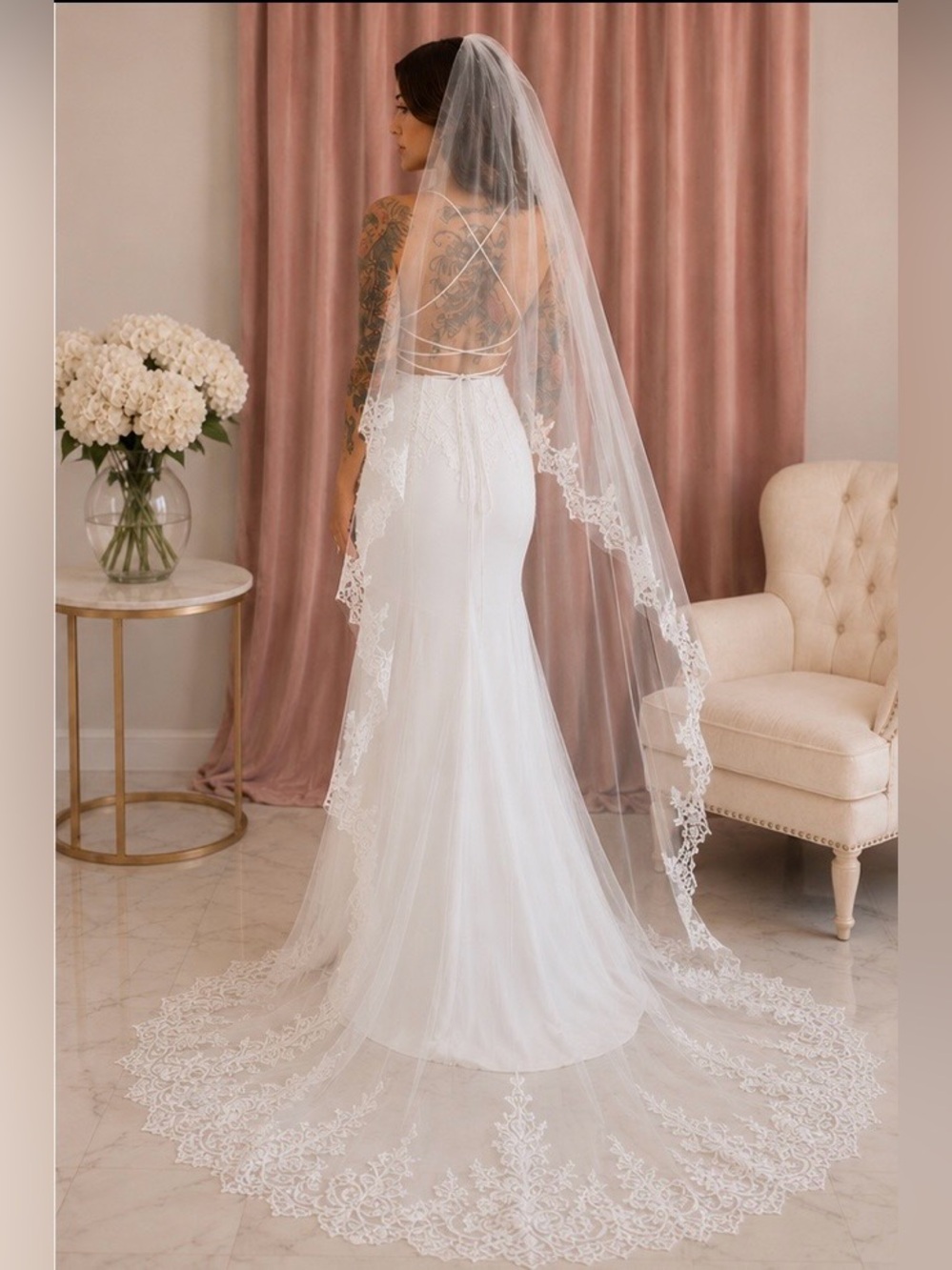 NWOT Never worn wedding dress and veil. Size small. White - Picture 4 of 8